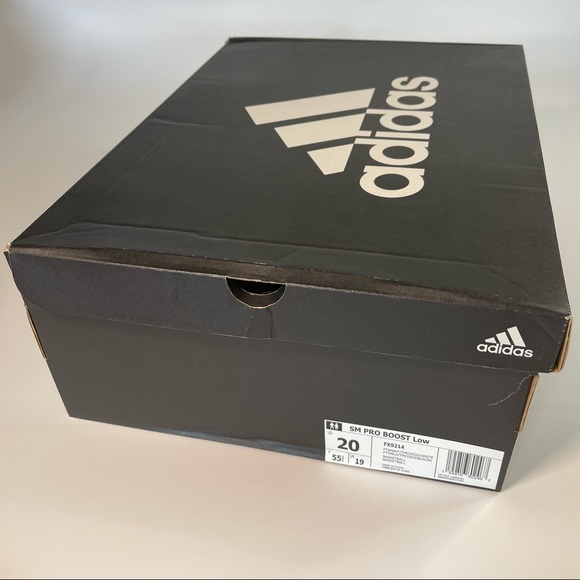 Size 20 NWT Adidas SM Pro Boost Low Basketball Sneaker - Picture 11 of 13